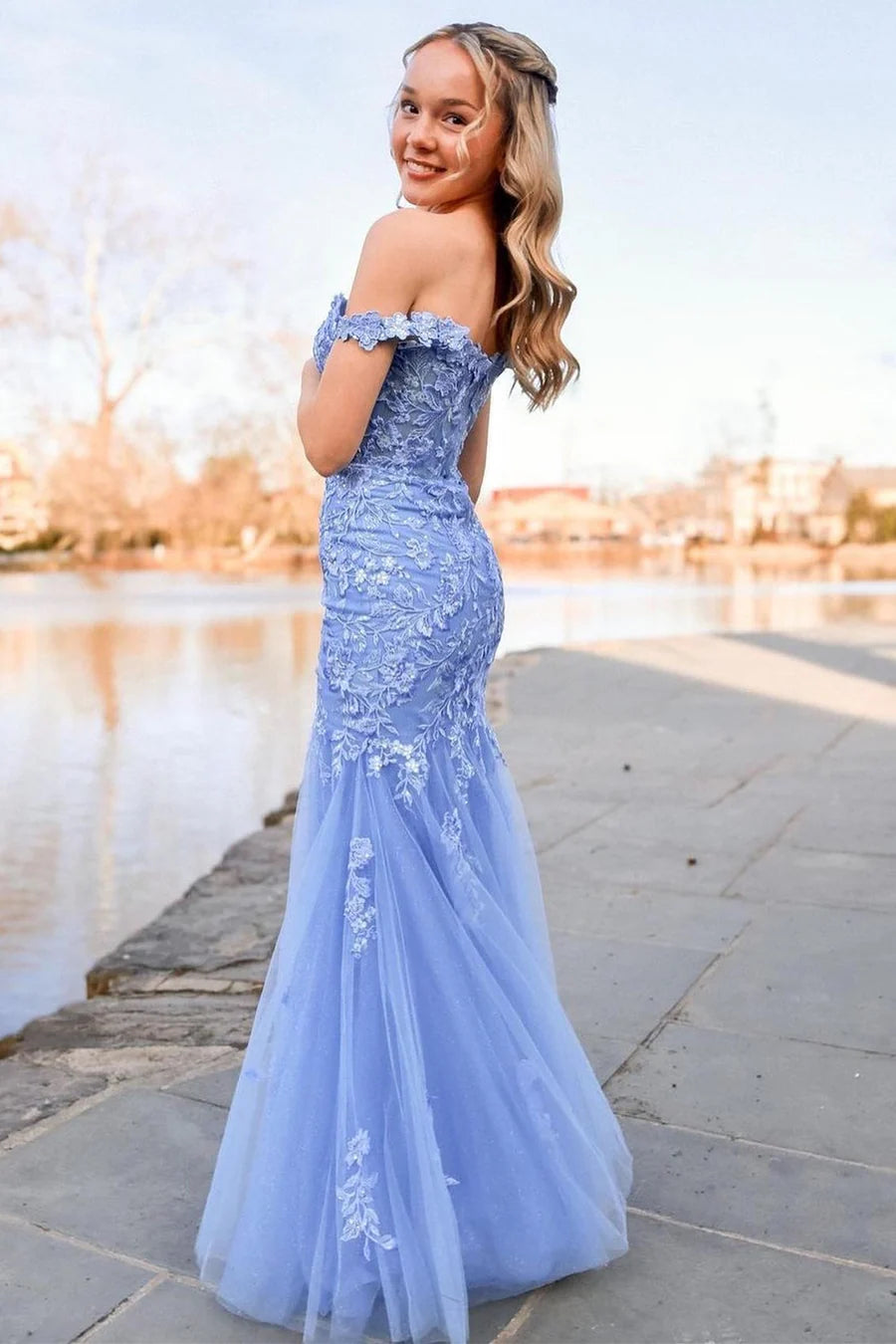 Thin gauze applique off shoulder small long ball dress