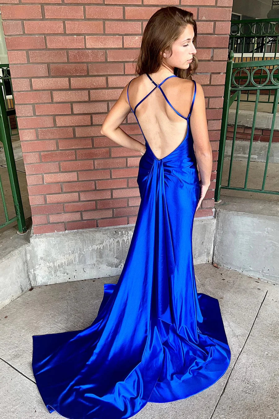 Tight corset with thin shoulder straps mermaid long skirt with slit exposed back