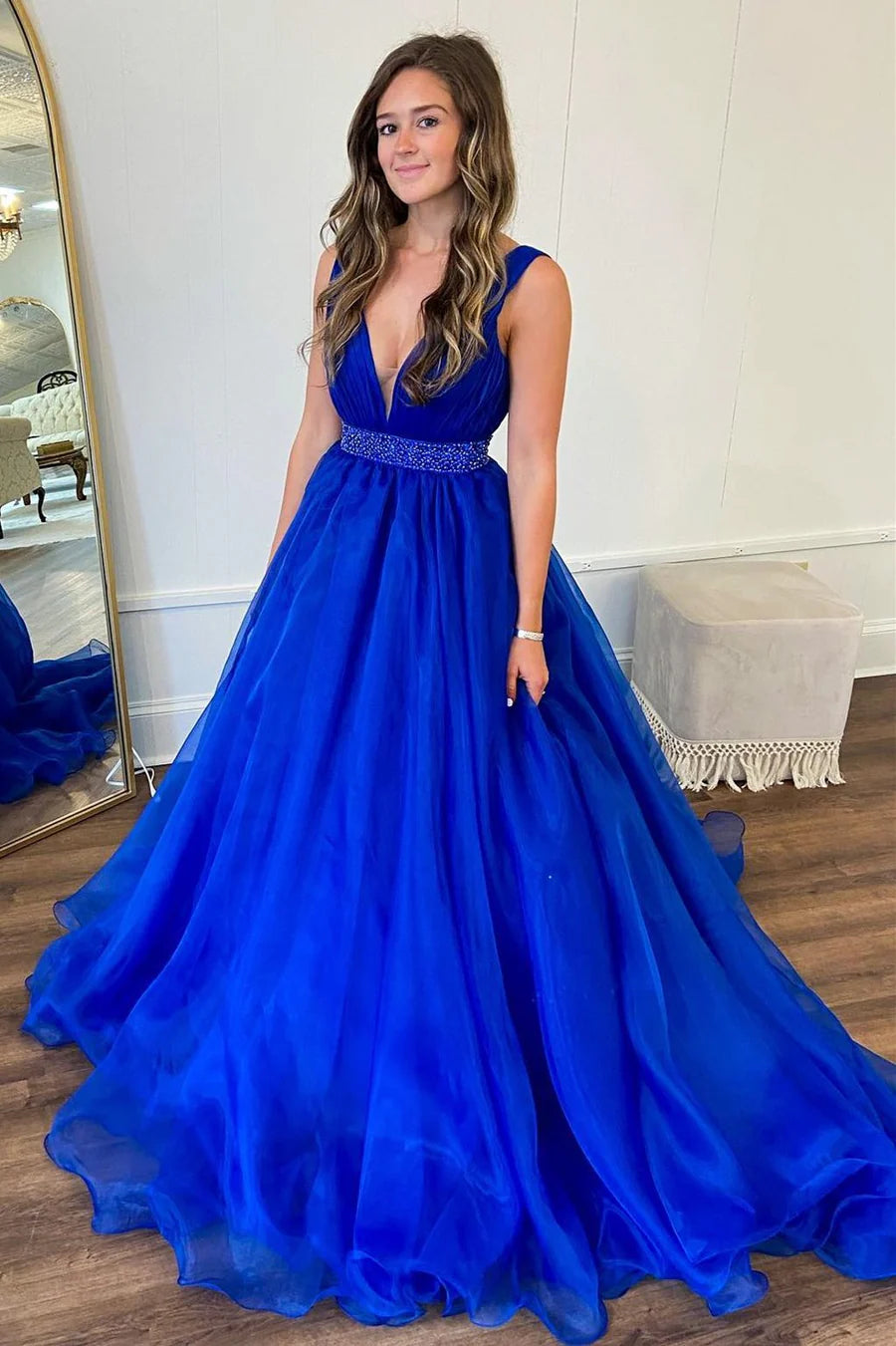 Transparent hard yarn V-shaped long formal dress with beaded waistband