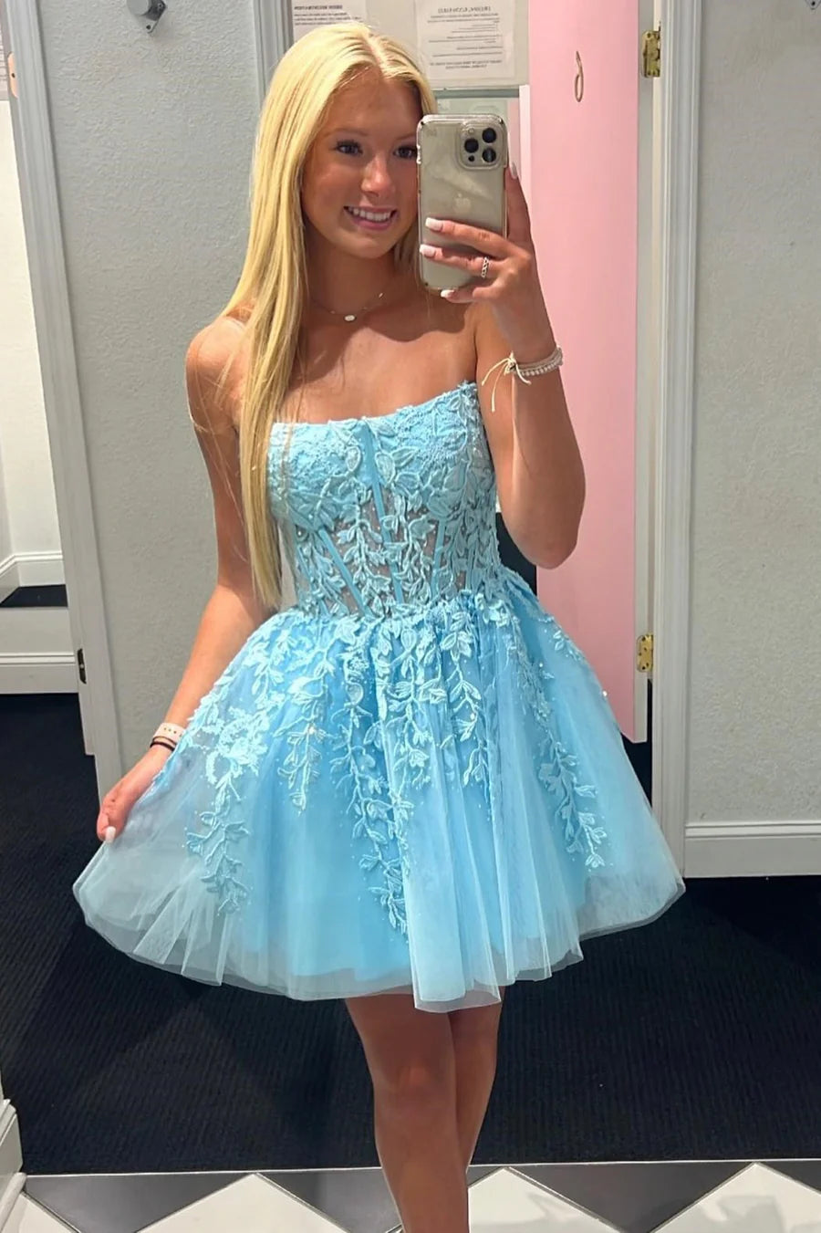 Tulle Strapless A-Line Short Gown with Appliques