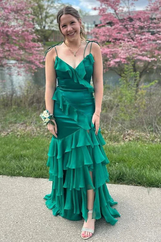 V-neck lotus leaf side length ball skirt with slit