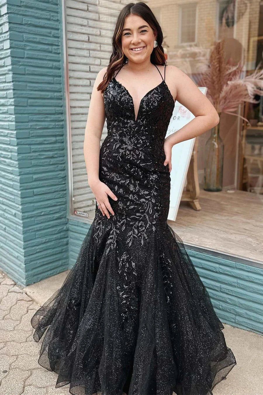 Thin gauze applique deep V long ball dress