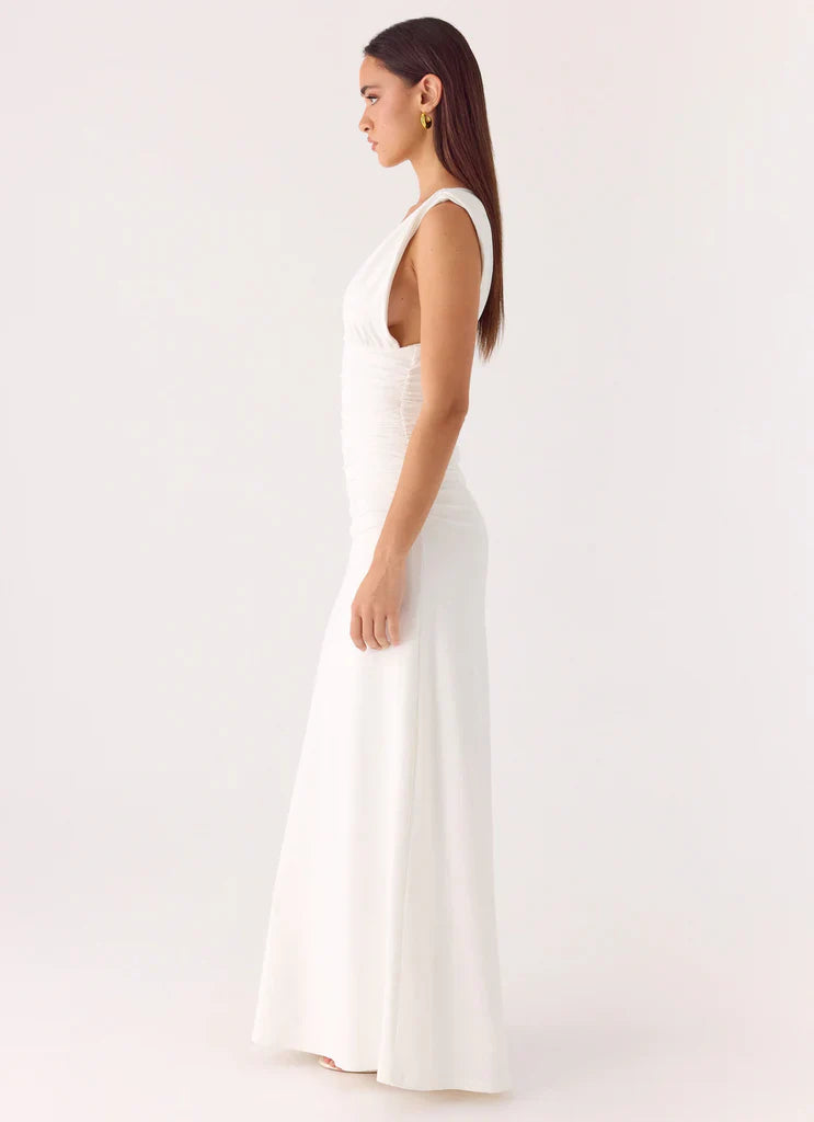 White Sleeveless Deep V Ruched Waist Maxi Prom Dress For Elegant Formal Events