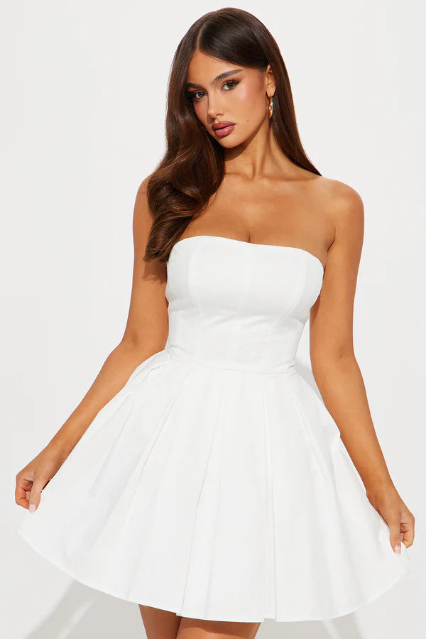 White Strapless Fit-and-Flare Homecoming Dresses