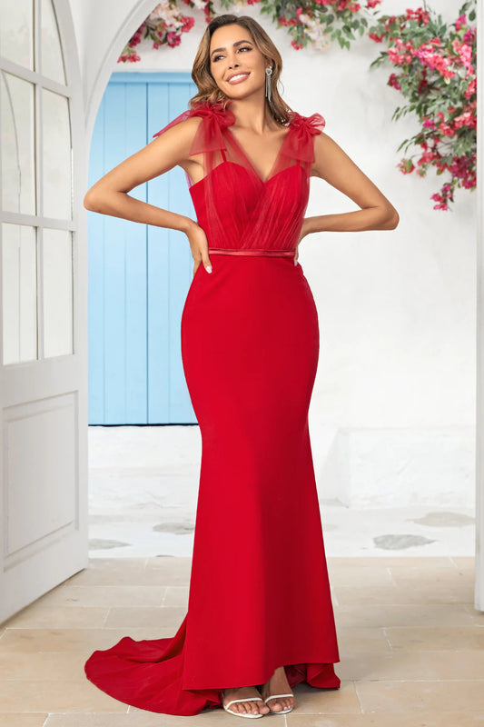Mermaid waist cinched long trailing wedding party dress