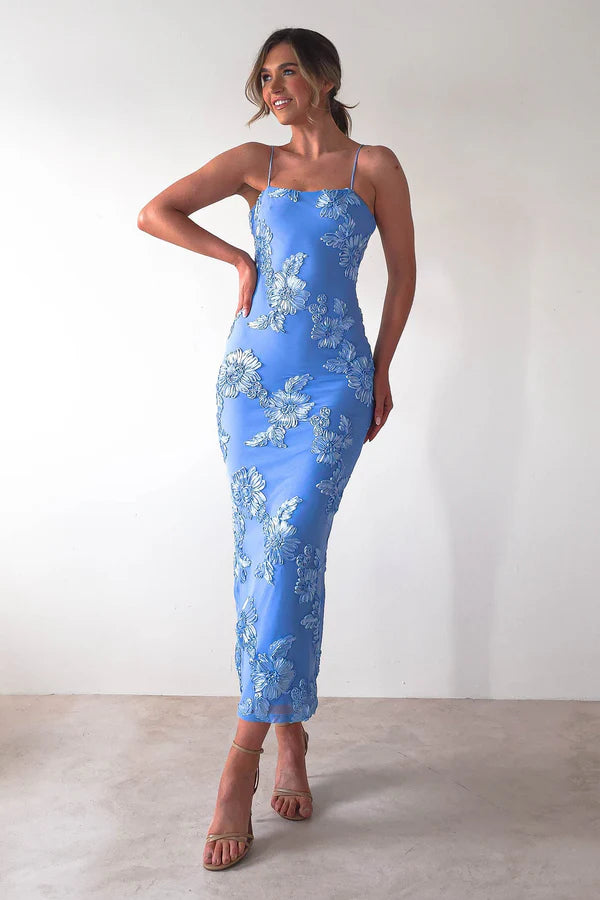 Thin suspender tight waist hugging three-dimensional floral dress