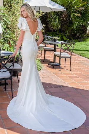 V-neck backless mermaid and floor length skirt with tail