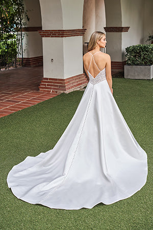 Deep V-thin shoulder strap backless tight corset and floor length skirt