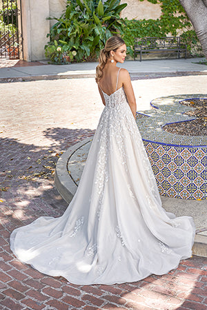 Thin shoulder strap decal tight corset and floor length skirt
