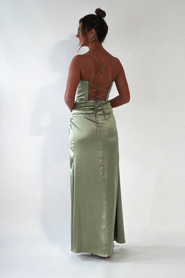 Thin camisole backless dress with side slit