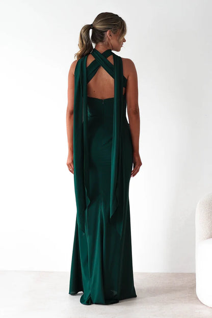 Sleeveless and strapless long skirt chiffon dress