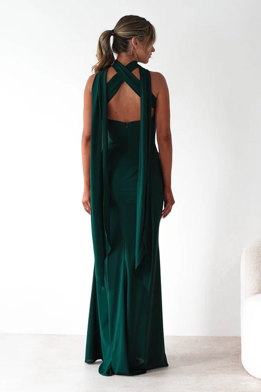 Sleeveless and strapless long skirt chiffon dress