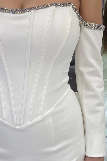 One shoulder long sleeved mermaid formal attire