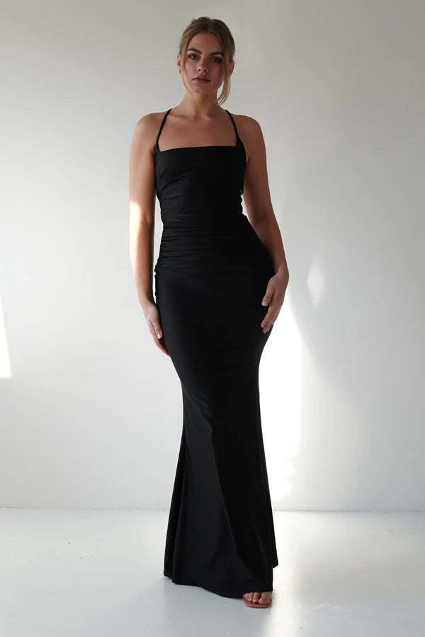 Square neck slim shoulder strap backless tight fitting dress