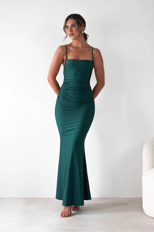 Square neck slim shoulder strap backless tight fitting dress
