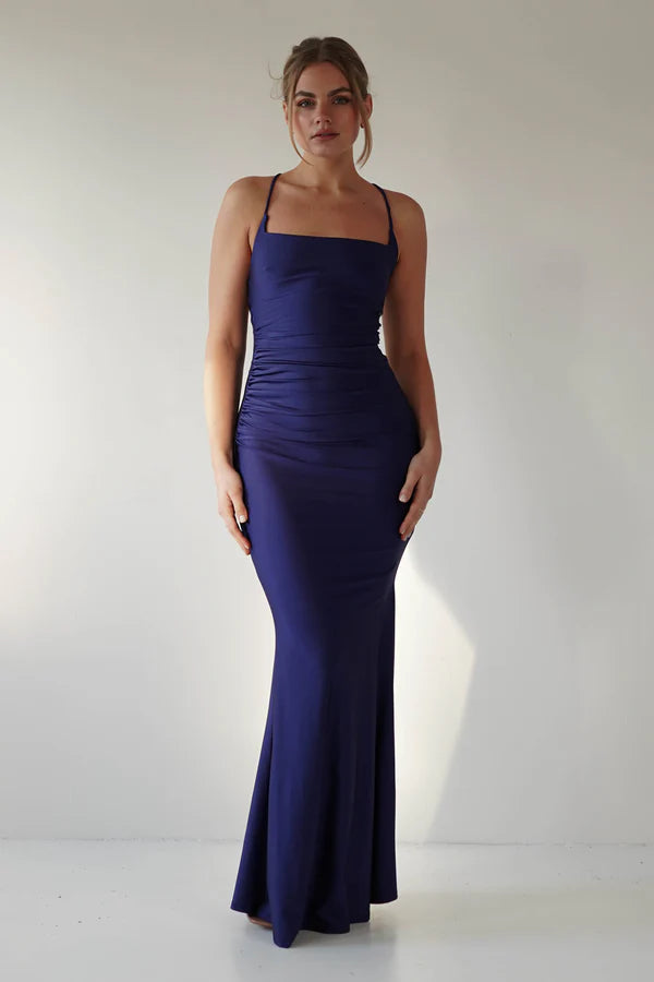 Square neck slim shoulder strap backless tight fitting dress