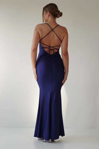 Square neck slim shoulder strap backless tight fitting dress