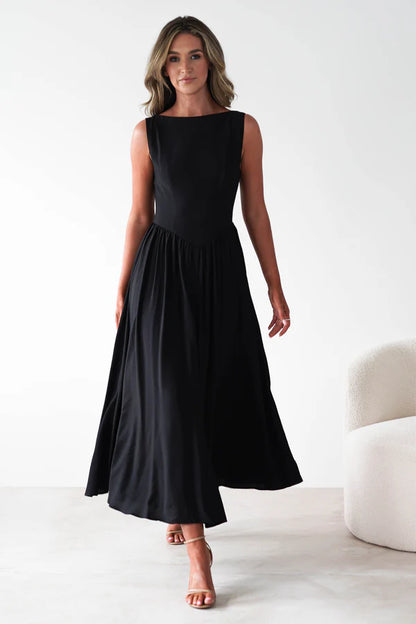 Black backless long dress with sleeveless design