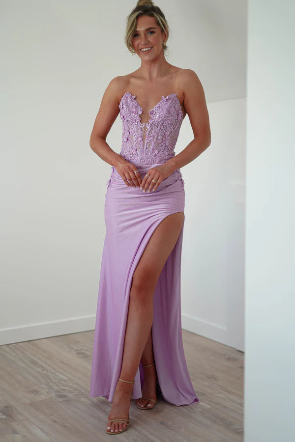 Strapless tight corset with waist cinching and side slit long skirt dress