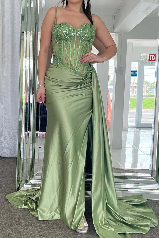 Strapless camisole, ruffled edges, height trimming, slit, ballroom dress
