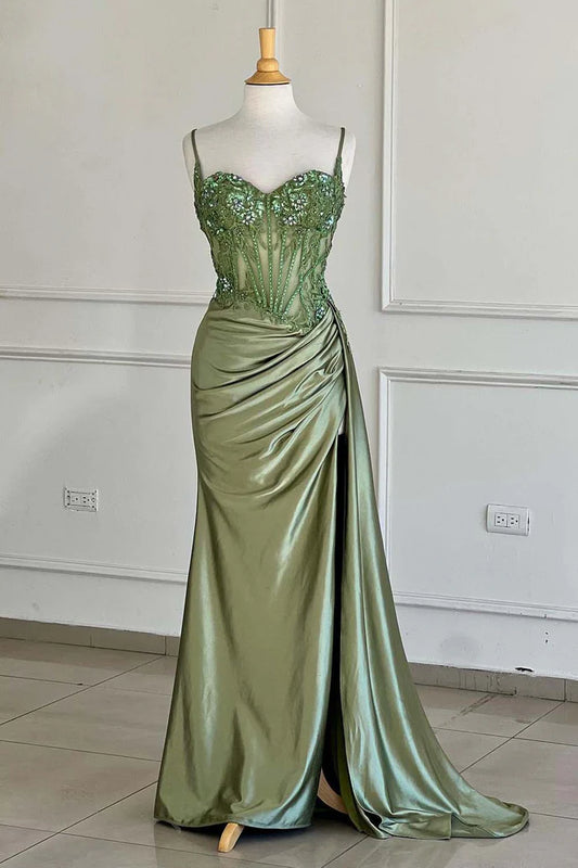 Strapless camisole, ruffled edges, height trimming, slit, ballroom dress
