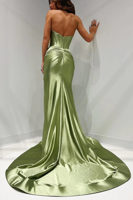 Strapless camisole fishbone corset cross section floor length skirt