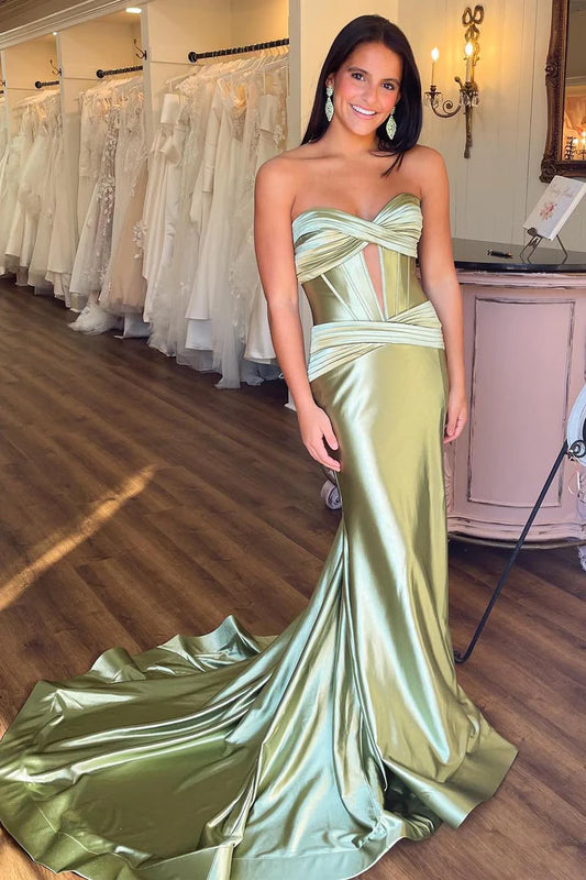 Strapless camisole fishbone corset cross section floor length skirt