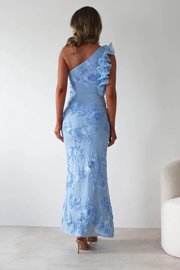 Irregular shoulder strap waist cinching lace dress