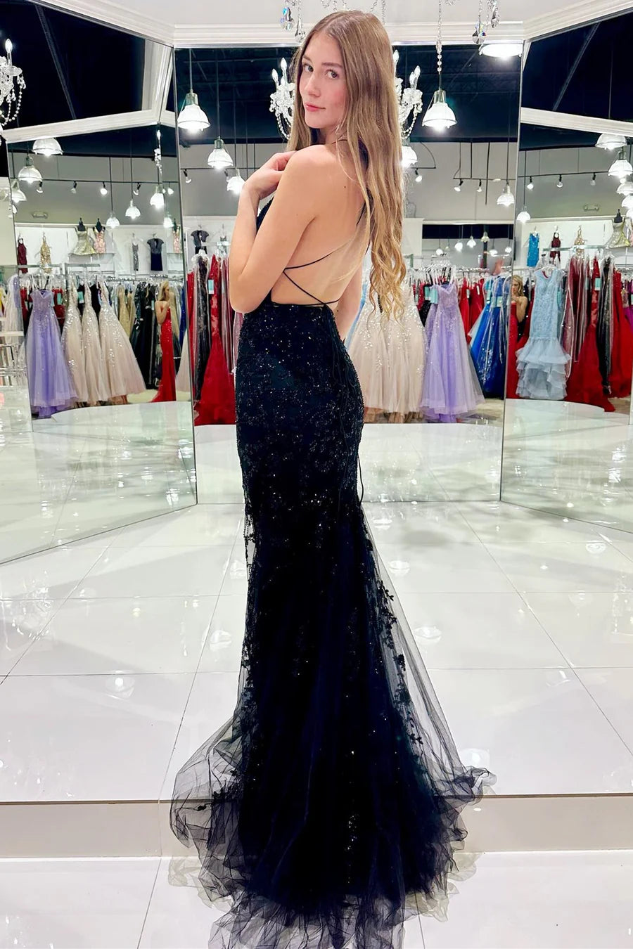 Chiffon appliqu é large round neck tied mermaid long skirt